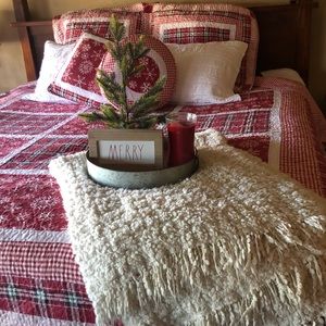 Christmas Holiday Quilt Bedding